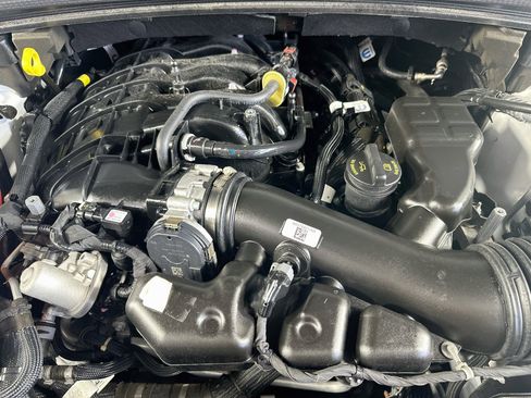Used 2023 Jeep Grand Cherokee L Laredo RWD image 30