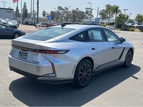 New 2026 Lexus ES 350e FWD image 6