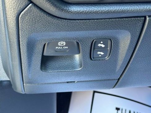 New 2026 RAM 1500 Big Horn AWD/4WD image 13