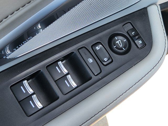 Used 2023 Acura RDX w/ Technology Package FWD image 22
