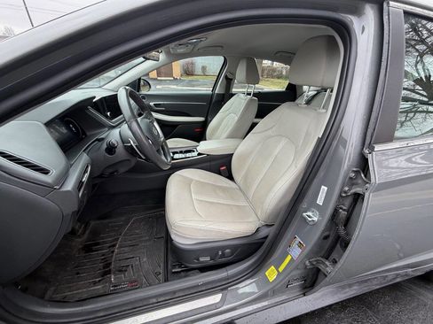 Used 2020 Hyundai Sonata Limited image 10
