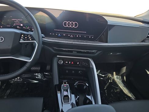 Used 2025 Audi Q5 Prestige AWD/4WD image 11
