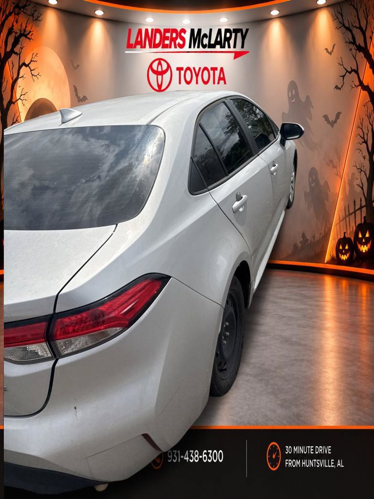Used 2024 Toyota Corolla LE FWD image 5
