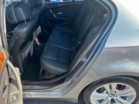 Used 2009 BMW 528i xDrive Sedan image 21