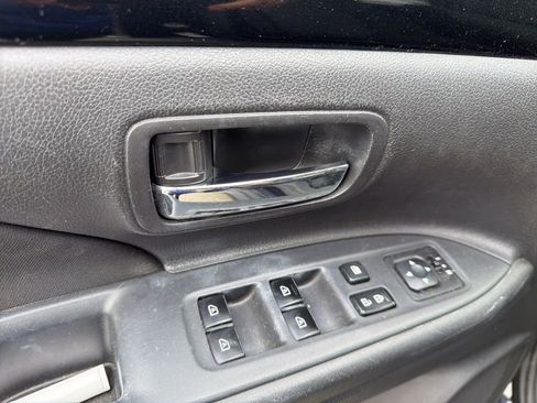 Used 2020 Mitsubishi Outlander ES AWD/4WD image 13