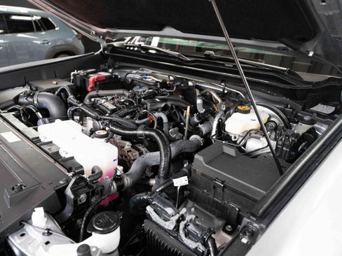 Certified 2025 Toyota Tacoma TRD Off-Road w/ TRD Off Road Premium Package image 32