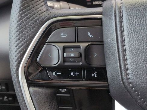 Certified 2023 Toyota Sequoia Platinum AWD/4WD image 25