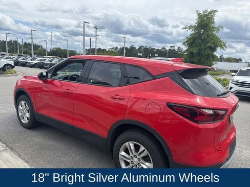 Used 2021 Chevrolet Blazer LT FWD image 5