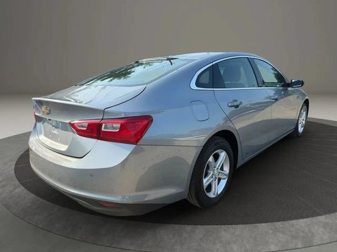 Used 2024 Chevrolet Malibu LS w/ Driver Confidence Package FWD image 5