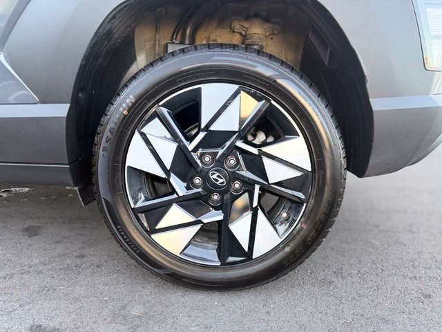 Used 2024 Hyundai Kona SEL AWD/4WD image 27