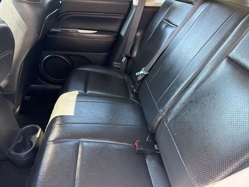 Used 2016 Jeep Compass High Altitude AWD/4WD image 21