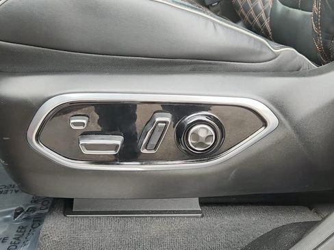 Used 2022 Jeep Grand Cherokee Summit image 9