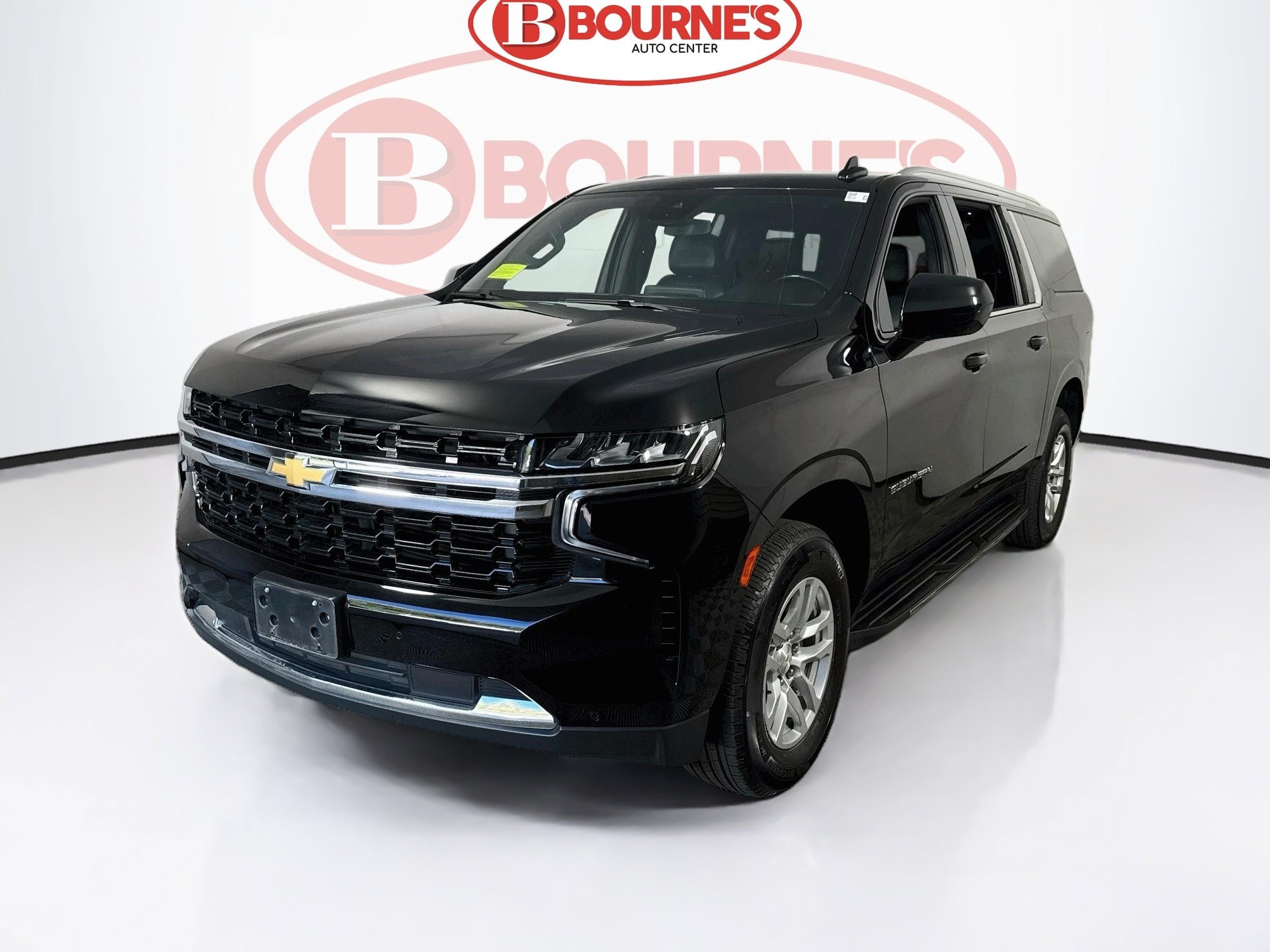 Used 2023 Chevrolet Suburban LS AWD/4WD image 4