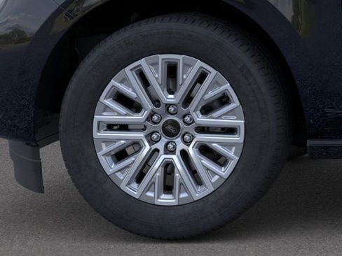 New 2026 Ford Expedition Max Platinum image 32