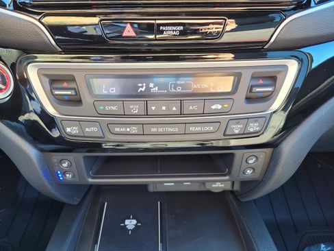 New 2026 Honda Ridgeline Black Edition image 19