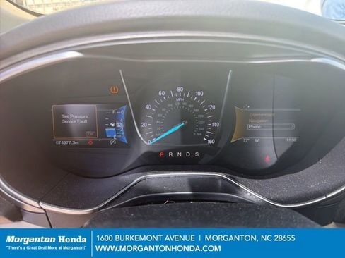 Used 2018 Ford Fusion SE w/ Fusion SE Technology Package image 9