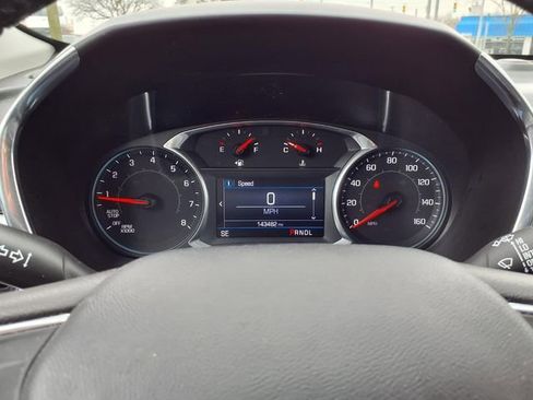 Used 2019 Chevrolet Equinox LT image 16