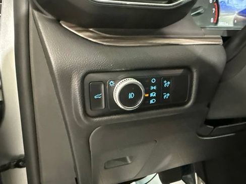 Used 2023 Ford Explorer Limited w/ Limited Technology Package RWD image 20