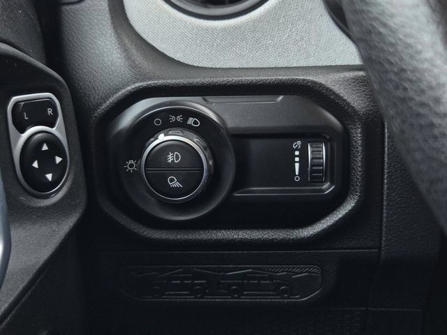 Used 2024 Jeep Gladiator Sport AWD/4WD image 21
