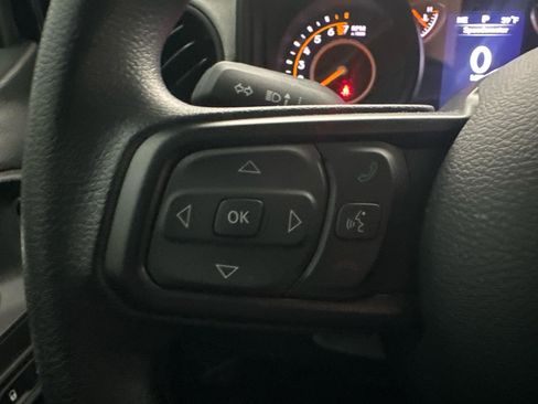 Used 2025 Jeep Gladiator Sport image 21