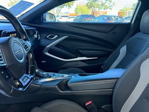 Used 2017 Chevrolet Camaro LT w/ Technology Package RWD image 12