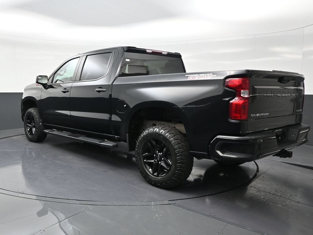 Used 2024 Chevrolet Silverado 1500 Custom Trail Boss AWD/4WD image 3