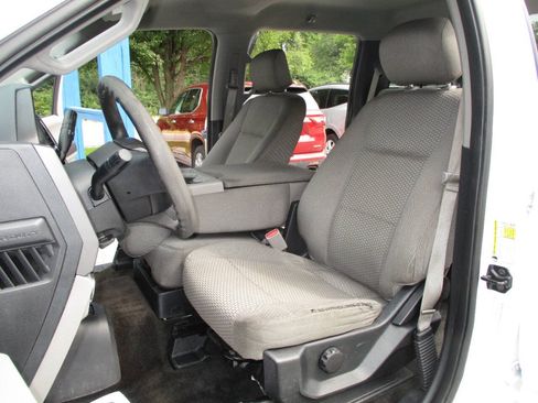 Used 2017 Ford F350 XLT AWD/4WD image 25