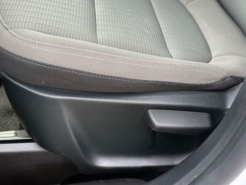 Used 2022 Ford Escape S AWD/4WD image 20