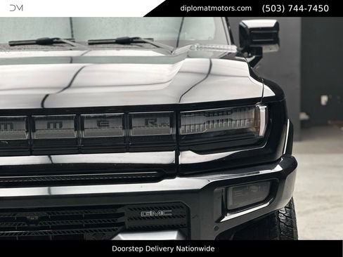 Used 2024 GMC Hummer EV 3X image 12