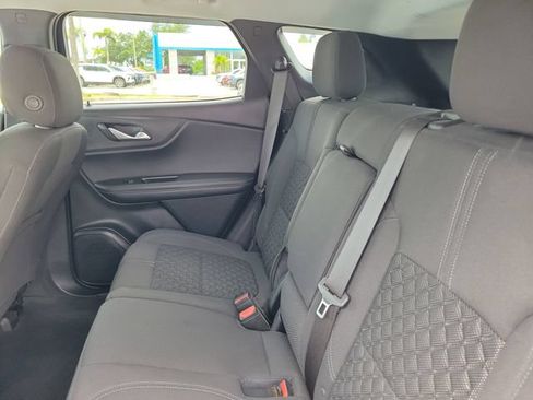 Used 2022 Chevrolet Blazer LT AWD/4WD image 9