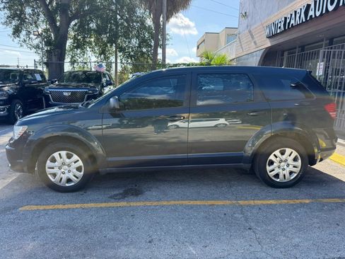 Used 2015 Dodge Journey American Value Package w/ Flexible Seating Group FWD image 4