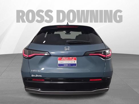 Used 2025 Honda HR-V EX-L image 5