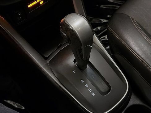 Used 2020 Chevrolet Trax LT w/ Sun & Sound Package FWD image 28