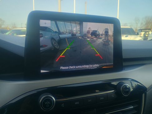 Used 2021 Ford Escape SEL w/ Technology Package image 34