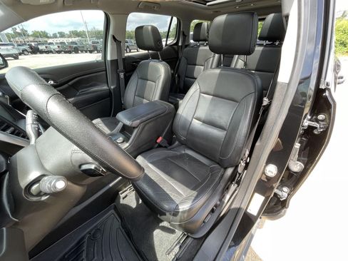 Used 2019 GMC Acadia SLT w/ Black Edition FWD image 10