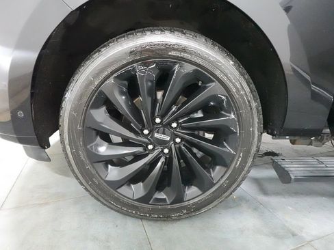 Used 2021 Lincoln Navigator Reserve AWD/4WD image 39