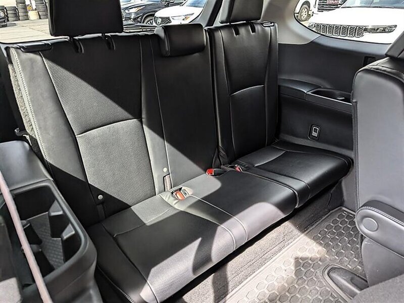 Used 2024 Toyota Grand Highlander AWD image 32