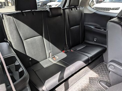 Used 2024 Toyota Grand Highlander AWD image 32