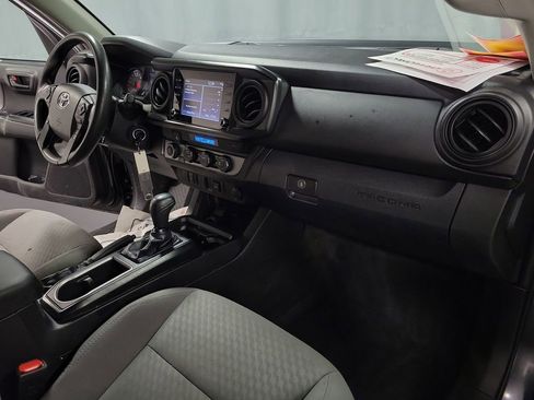 Used 2022 Toyota Tacoma SR image 23
