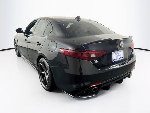 Used 2023 Alfa Romeo Giulia Quadrifoglio RWD image 7