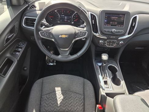 Used 2024 Chevrolet Equinox LT FWD image 9