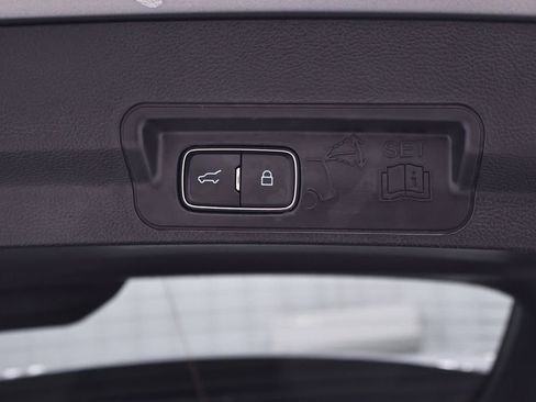 Certified 2023 Ford Explorer XLT w/ Equipment Group 202A image 38