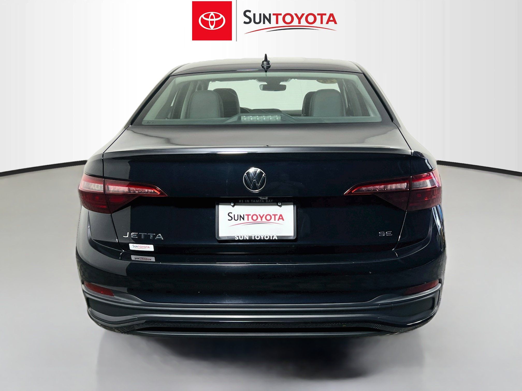 Used 2024 Volkswagen Jetta SE FWD image 5