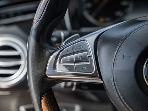 Used 2017 Mercedes-Benz S 550 Cabriolet image 30