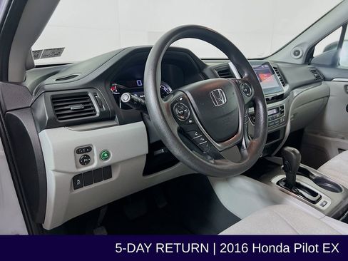 Used 2016 Honda Pilot EX image 10