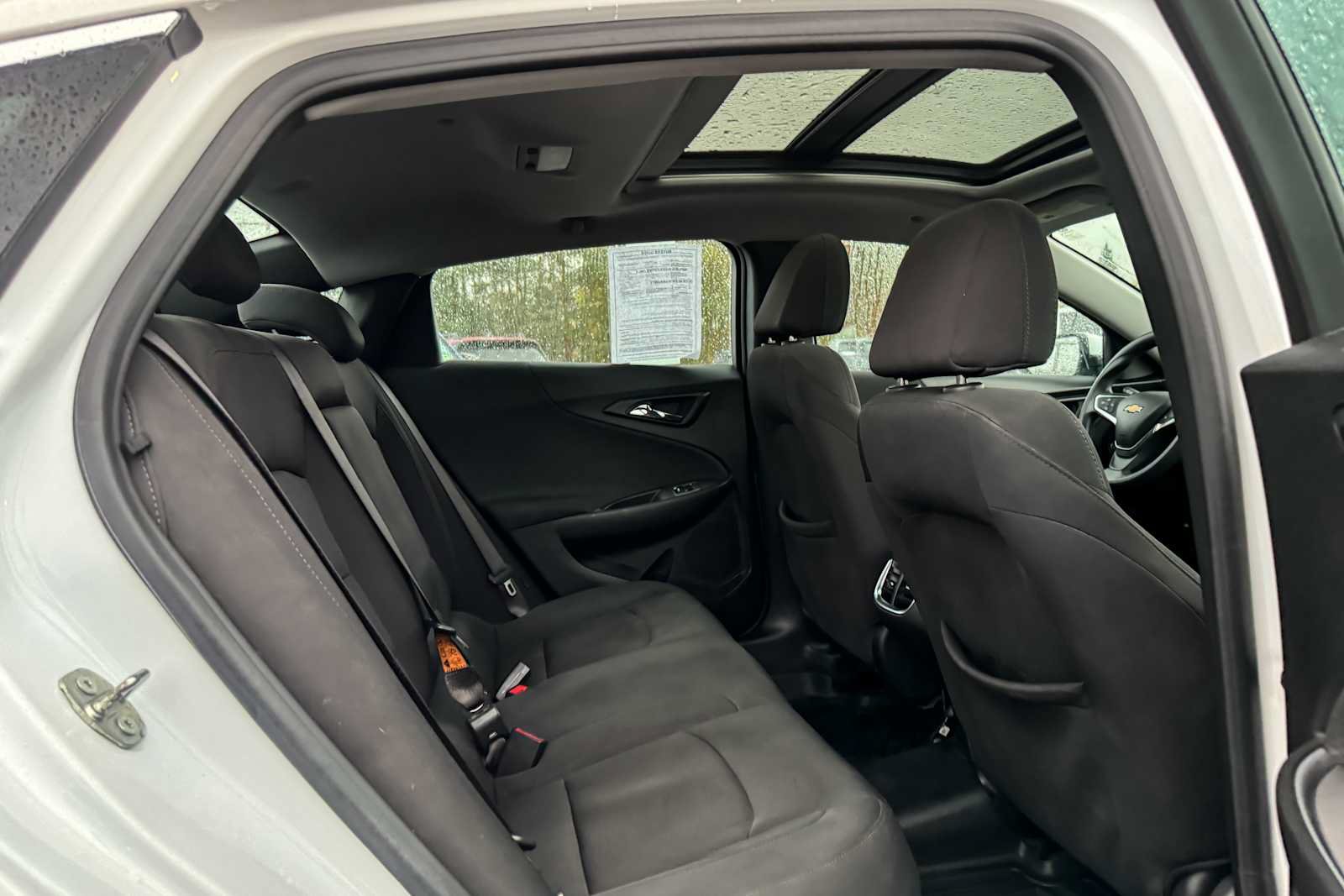 Used 2020 Chevrolet Malibu LT FWD image 11