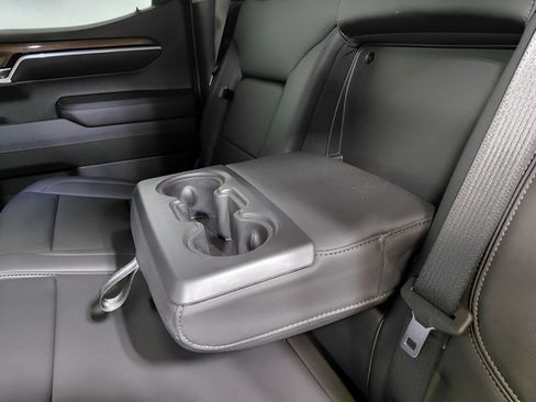 Certified 2024 Chevrolet Silverado 1500 RST w/ Convenience Package II AWD/4WD image 46