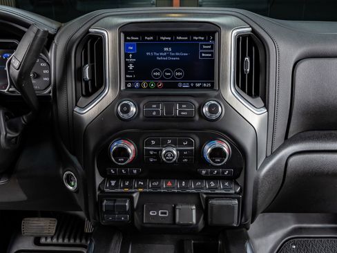 Used 2022 GMC Sierra 2500 Denali image 24