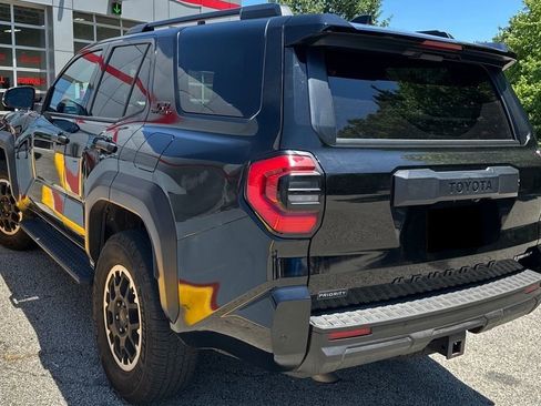 Used 2025 Toyota 4Runner TRD Off-Road AWD/4WD image 3