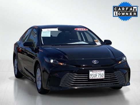 Certified 2025 Toyota Camry LE image 13